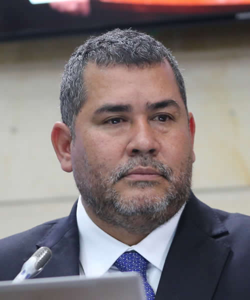 Senador Alejandro Carlos Chacón Camargo