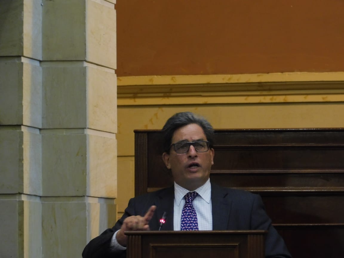 El ministro de Hacienda, Alberto Carrasquilla, explica alcances de Reforma Tributaria ante comisiones terceras del Congreso.