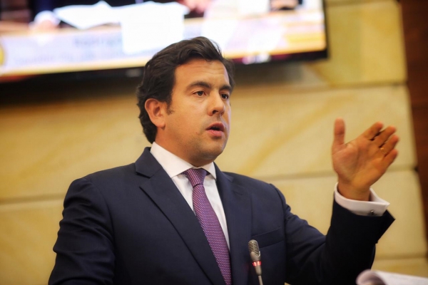 Comisión_de_Etica Senador Galán