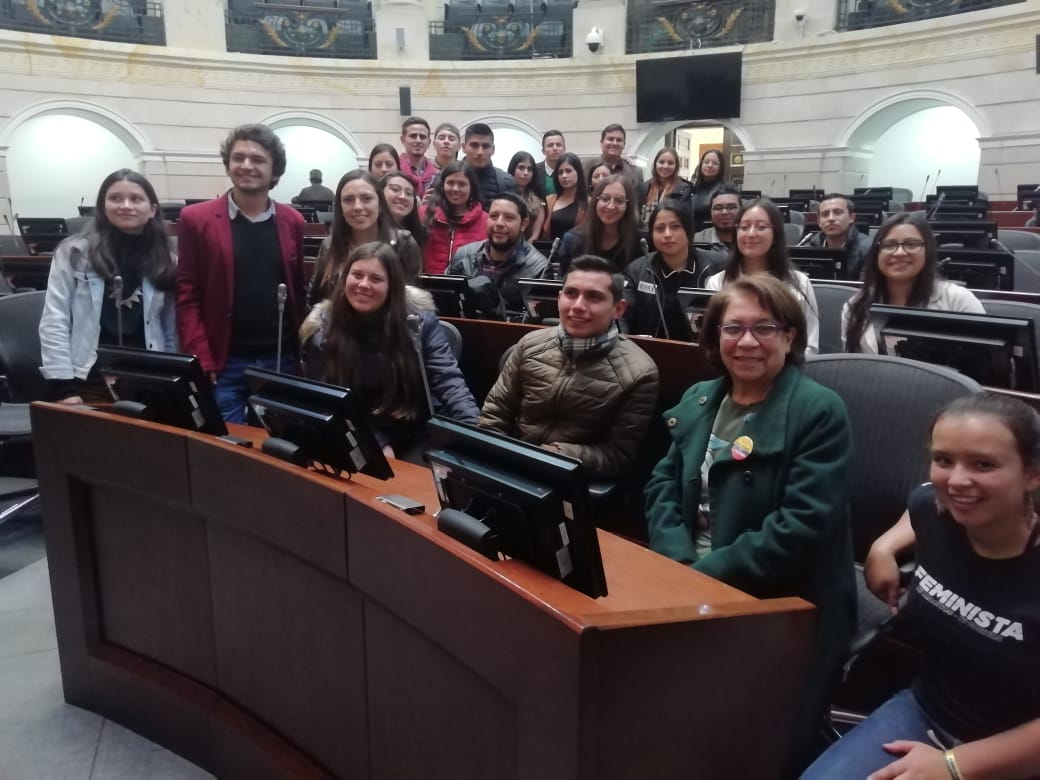 Estudiantes de la Universidad Juan de Castellanos de Tunja tuvieron la oportunidad de conversar con la senadora de la Unión Patriótica, Aida Avella